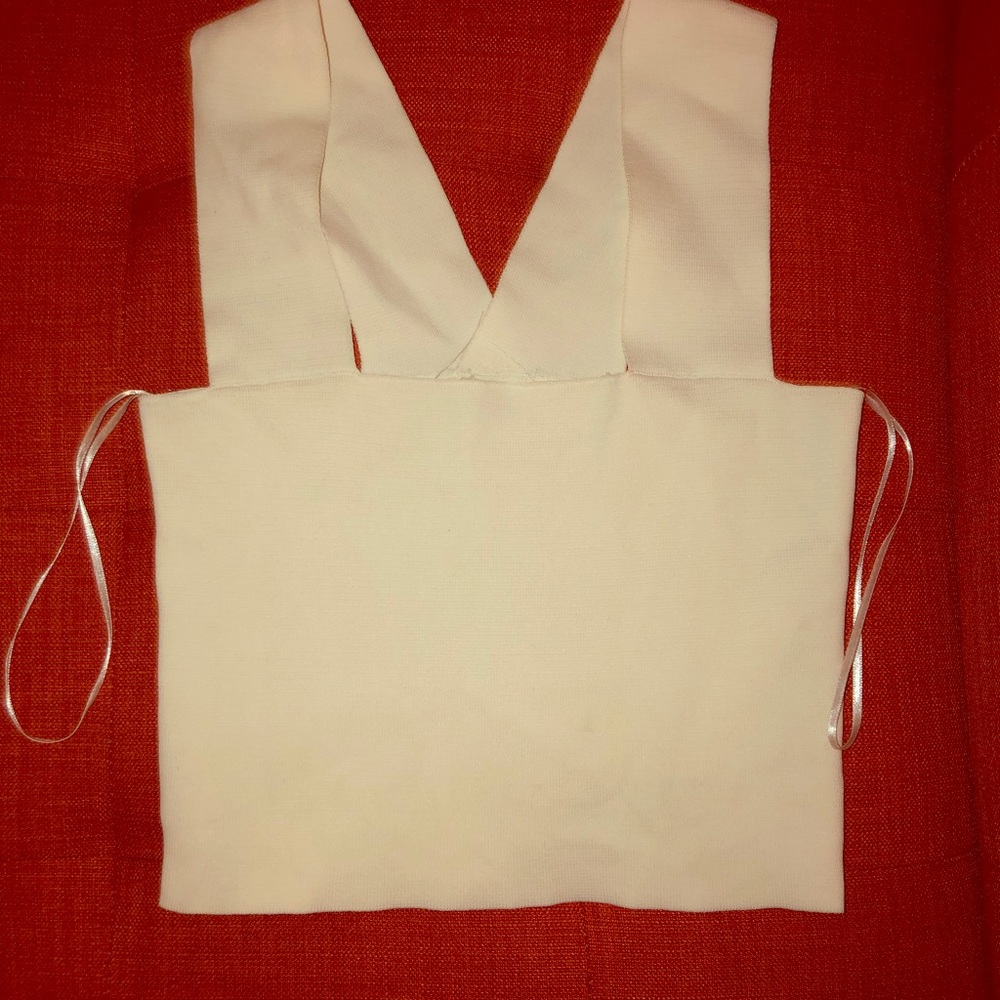 LF WHITE WRAP TOP